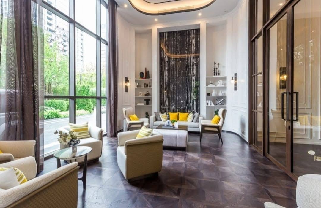 3-Bedroom, 3-Bathroom Condo for Rent at MUNIQ Lang Suan, 123.29 Sqm, 180,000 THB/Month, Near BTS Ploenchit