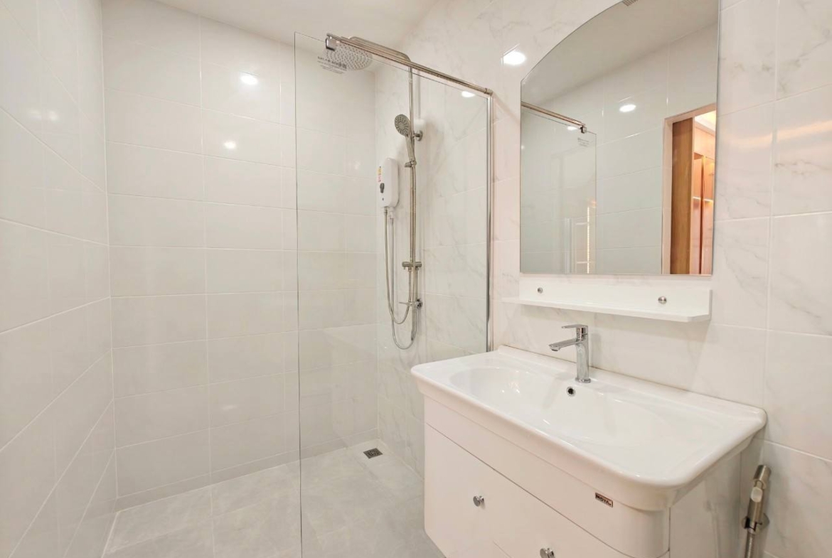 4-Bedroom, 3-Bathroom Villa for Sale in Villa in Pattaya Tropical Village, 320 sqm, 12,900,000 THB, Near Pattaya Railway Station