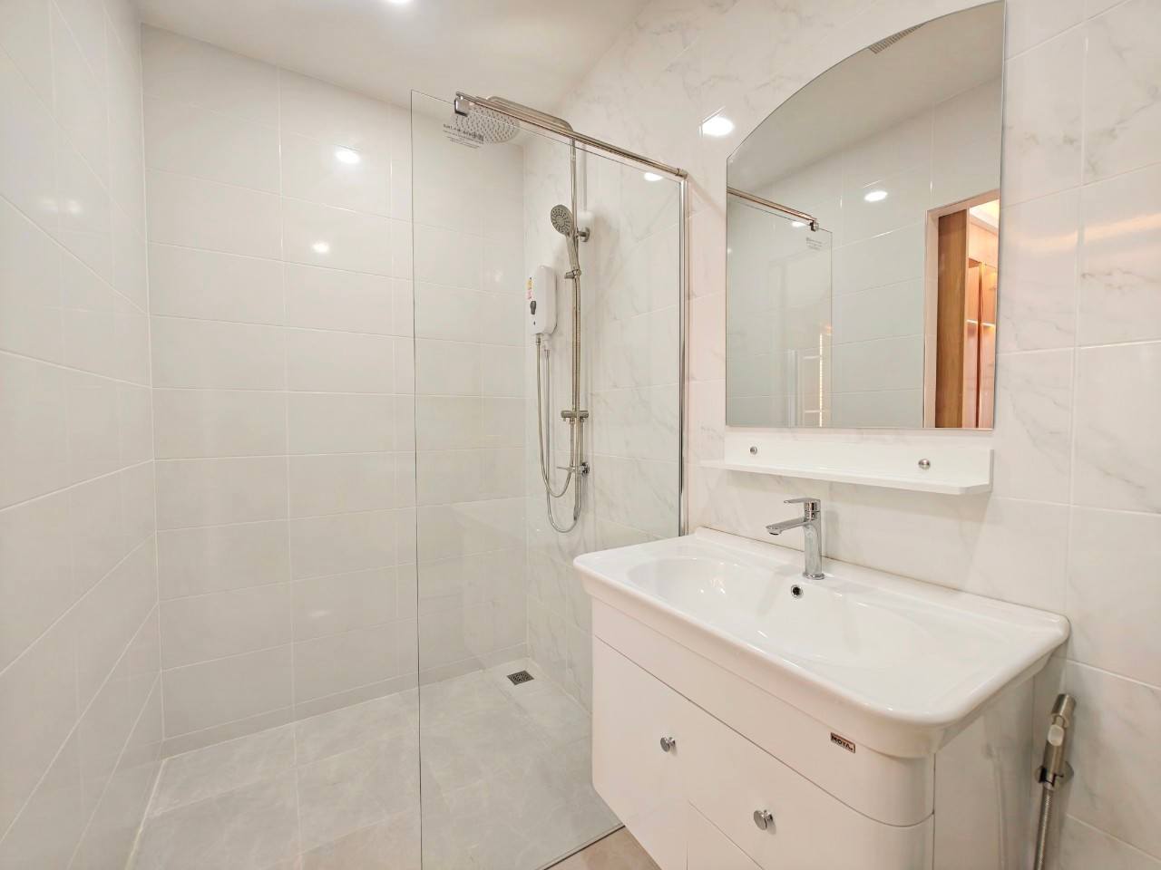 4-Bedroom, 3-Bathroom Villa for Sale in Villa in Pattaya Tropical Village, 320 sqm, 12,900,000 THB, Near Pattaya Railway Station