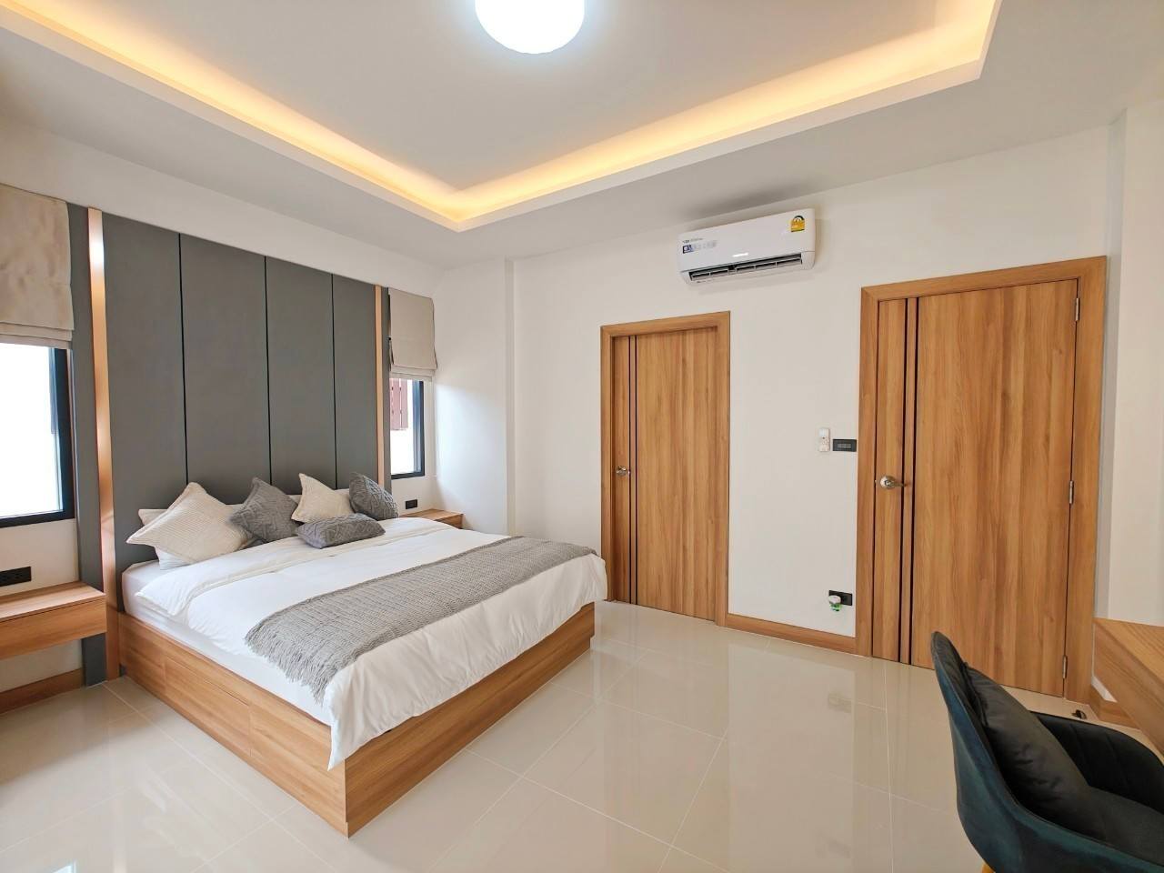 4-Bedroom, 3-Bathroom Villa for Sale in Villa in Pattaya Tropical Village, 320 sqm, 12,900,000 THB, Near Pattaya Railway Station