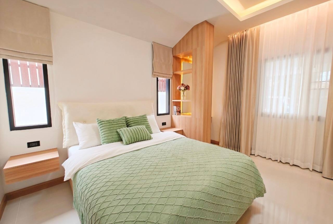 4-Bedroom, 3-Bathroom Villa for Sale in Villa in Pattaya Tropical Village, 320 sqm, 12,900,000 THB, Near Pattaya Railway Station