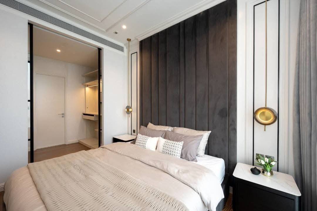 3-Bedroom, 3-Bathroom Condo for Rent at MUNIQ Lang Suan, 123.29 Sqm, 180,000 THB/Month, Near BTS Ploenchit