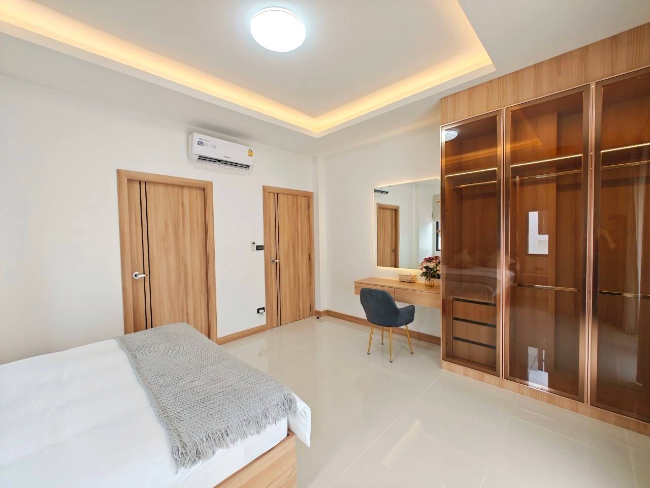 4-Bedroom, 3-Bathroom Villa for Sale in Villa in Pattaya Tropical Village, 320 sqm, 12,900,000 THB, Near Pattaya Railway Station