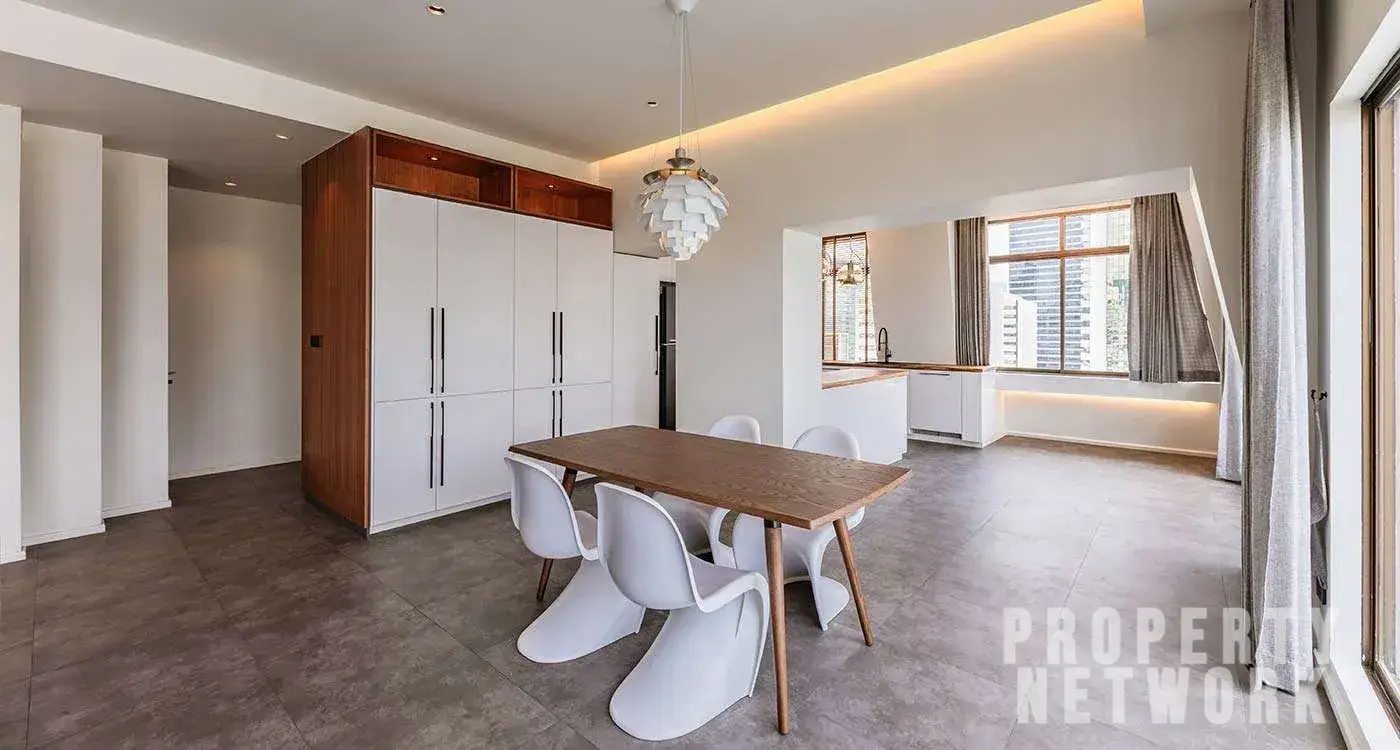 1-Bed, 2-Bath, 129 sqm Condo for Sale at Diamond Tower, Bang Rak, Bangkok – 16,900,000 THB, Near BTS Chong Nonsi Station