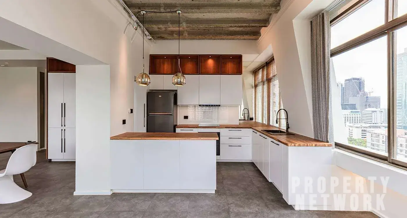 1-Bed, 2-Bath, 129 sqm Condo for Sale at Diamond Tower, Bang Rak, Bangkok – 16,900,000 THB, Near BTS Chong Nonsi Station
