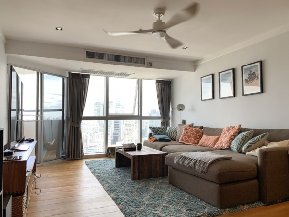 Spacious 3-bed 146 SQM condo at Waterford Diamond, 29th floor, fully furnished, prime Sukhumvit location. Rent 90K/month. Move-in April 2025. Contact now!