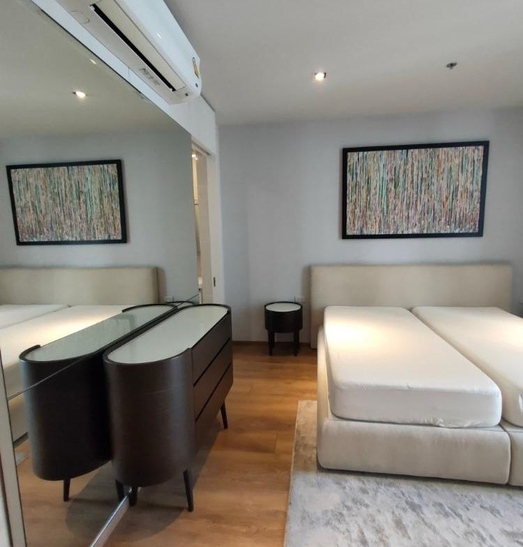 Spacious 2-bed 95 SQM condo at Park Origin 24, high floor, Scandinavian design. Rent 99K/month. Move-in mid-March. Contact now for a viewing!