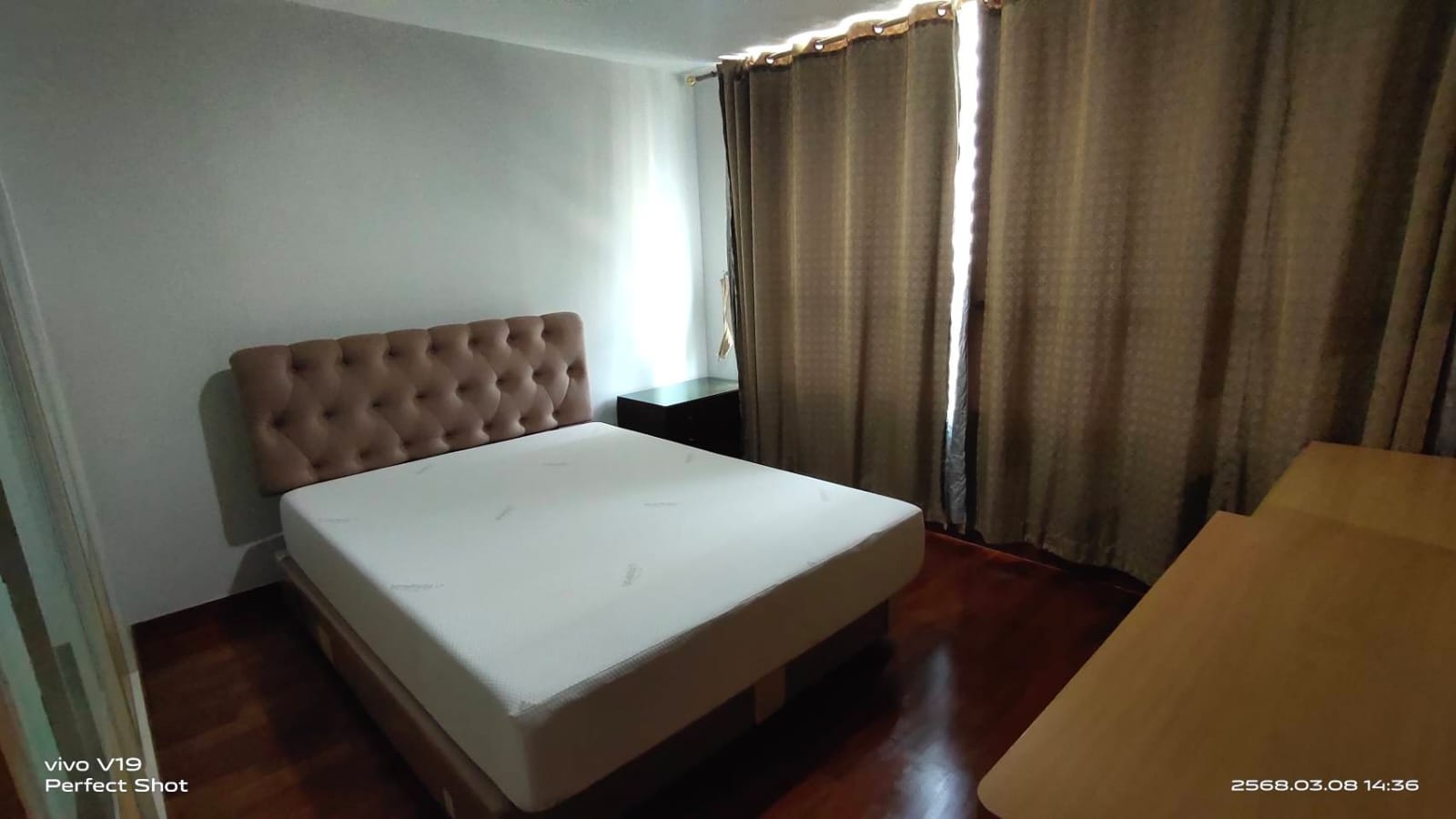 Spacious 2-bed 85 SQM condo at Urbana Sathorn. Rent 50K/month. High floor, city views, top facilities. Contact now for a private viewing!