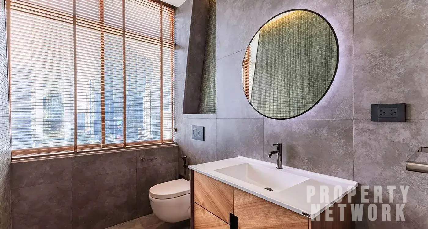 1-Bed, 2-Bath, 129 sqm Condo for Sale at Diamond Tower, Bang Rak, Bangkok – 16,900,000 THB, Near BTS Chong Nonsi Station