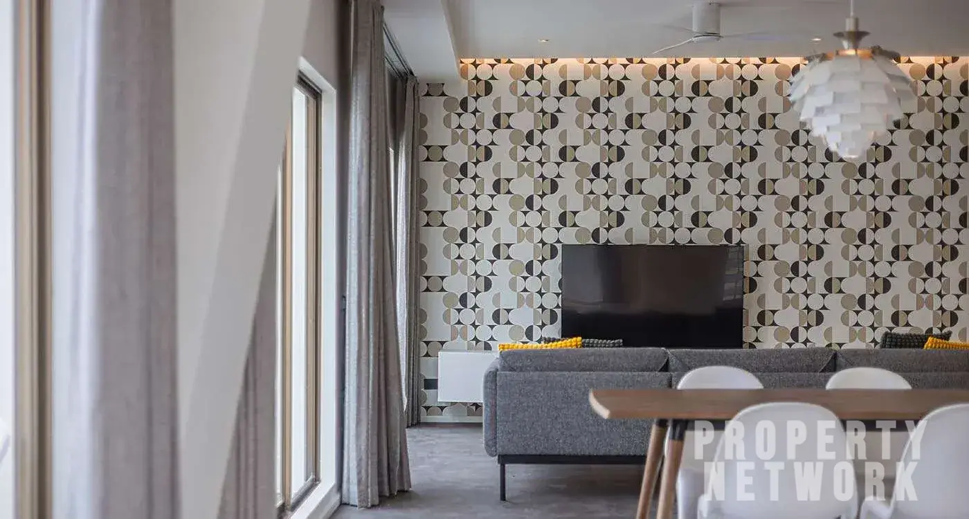 1-Bed, 2-Bath, 129 sqm Condo for Sale at Diamond Tower, Bang Rak, Bangkok – 16,900,000 THB, Near BTS Chong Nonsi Station