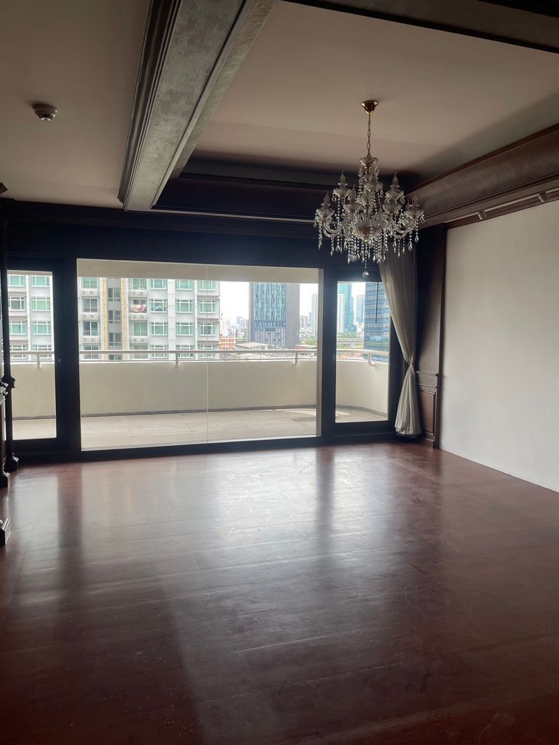 4-Bed, 4-Bath, 360 sqm Condo for Rent at Tower Park Sukhumvit 3, Near BTS Nana & MRT Petchaburi, 220,000 THB/month – Luxury Living in Bangkok
