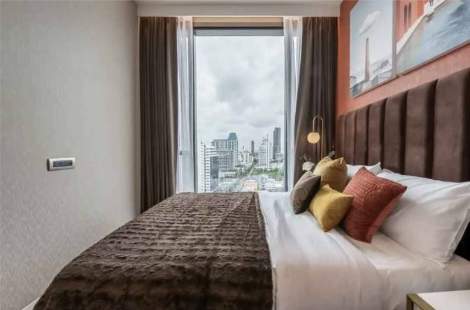 Luxury 2-bed, 2-bath 82 sqm condo at Khun by Yoo, Thonglor. Fully furnished, east-facing, with top-tier amenities. For rent at 120,000 THB/month.