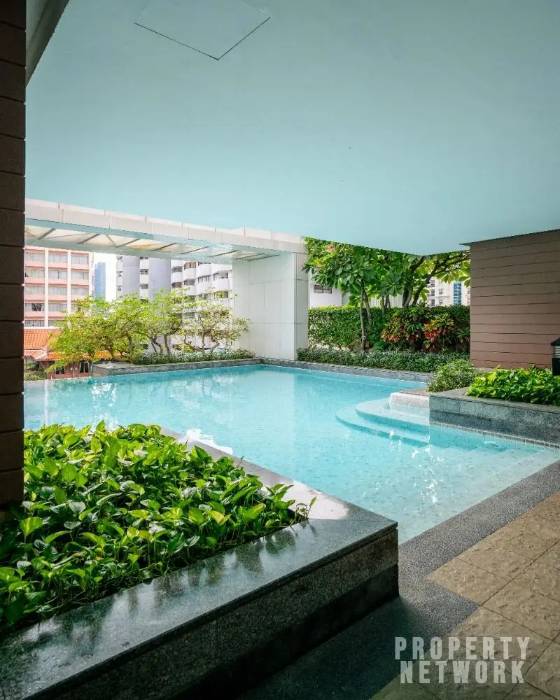 Spacious 1-bed, 1-bath 61 sqm unit on 14th floor at Siri Residence. Features 2 balconies and closed kitchen. For sale at ฿10.5M. Contact us for a viewing today!