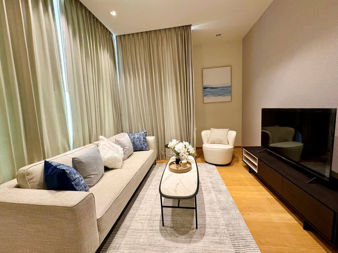 Luxury 2-bed 2-bath condo at 28 Chidlom, 74 sqm, fully furnished, near BTS Chidlom. For rent at 85K/month. Premium facilities and prime location.