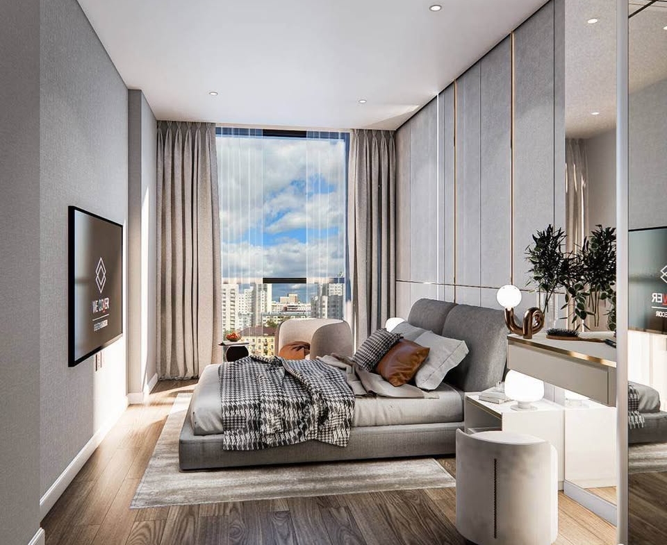 Luxury 3-bed 2-bath condo at Supalai Icon Sathorn, 99.95 sqm, 36th floor. For rent at 125K/month or sale at 28.9MB. Modern design in prime CBD location.