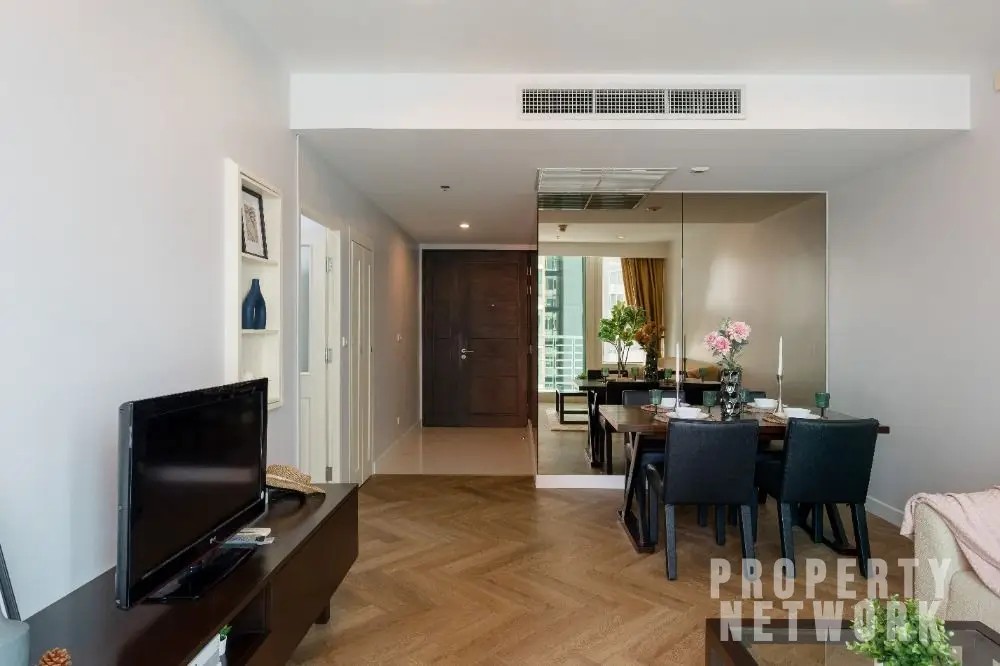 Luxury 1-bedroom condo in Siri Residence, 61 sqm, 14th floor, 2 balconies, 200m from Phrom Phong BTS. For sale at 10.5M THB. Prime location!