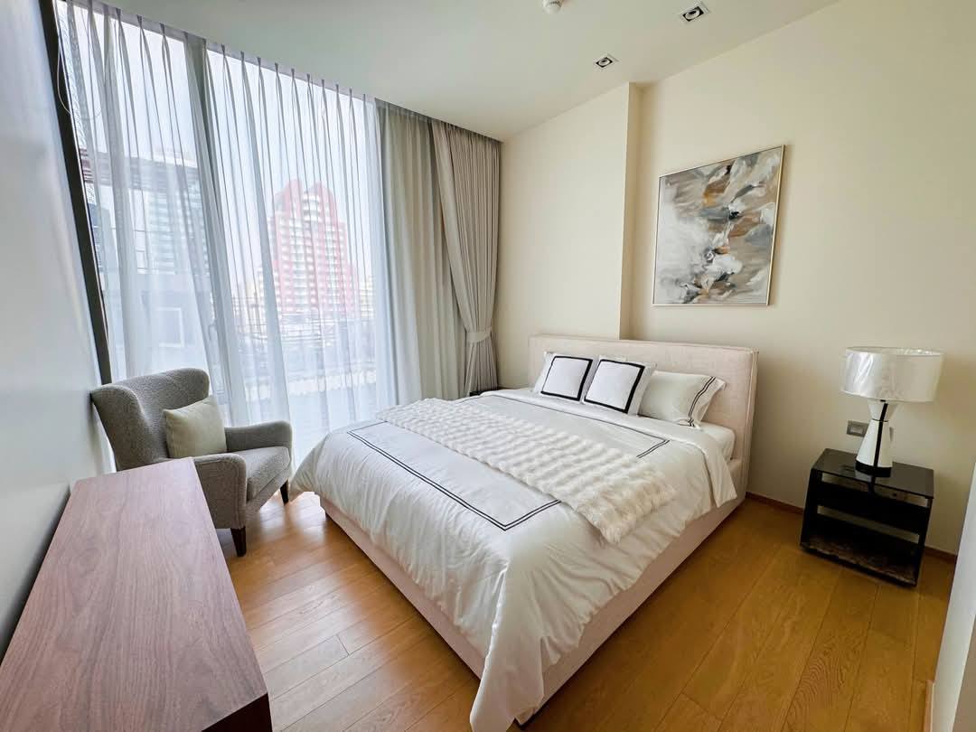 Luxury 2-bed 2-bath condo at 28 Chidlom, 74 sqm, fully furnished, near BTS Chidlom. For rent at 85K/month. Premium facilities and prime location.