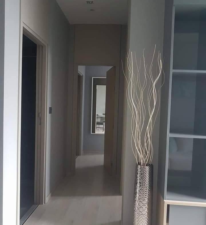 Beautiful 2-bedroom, 2-bathroom condo for rent at M Thonglor 10, 57.5 sqm, pet-friendly, fully furnished, for 45,000 THB/month. Contact us for more details!