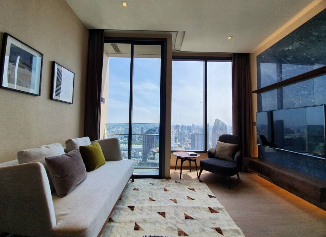 Luxury 1-Bedroom condo at The ESSE Asoke, 44.5 sqm, fully furnished, available for rent at 50K/month. Prime location, close to BTS, MRT, and Terminal 21.