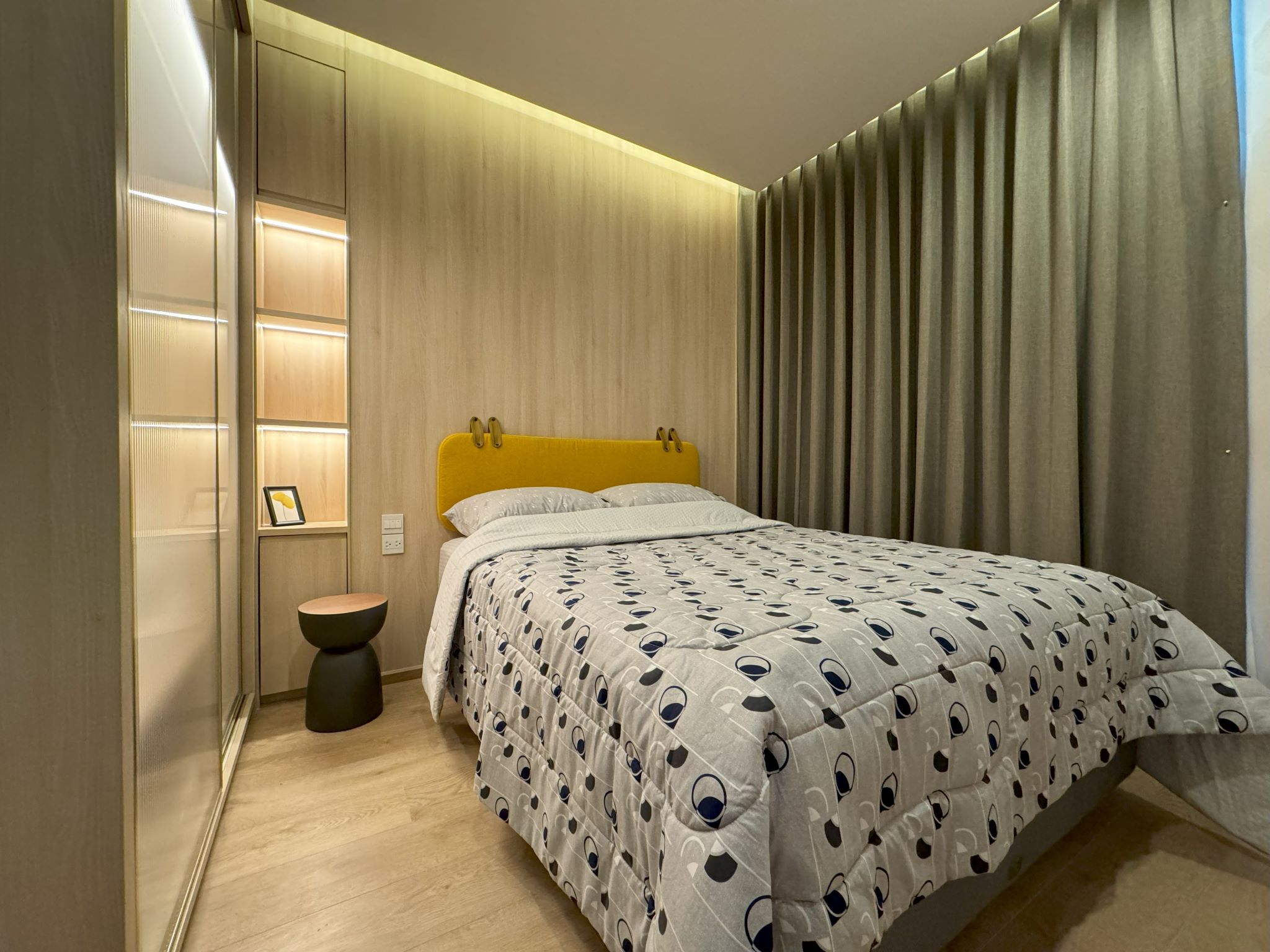 Spacious 2-Bedroom, 2-Bathroom condo for rent at Noble Recole, 62 sqm, fully furnished, with stunning views. Rent at THB 62,000/month. Contact for a viewing today!