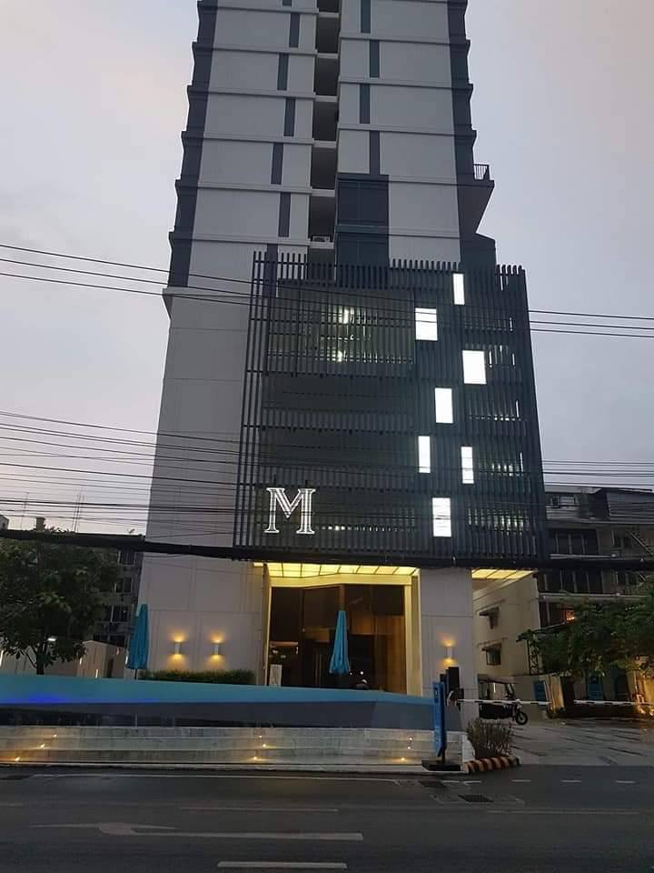 Beautiful 2-bedroom, 2-bathroom condo for rent at M Thonglor 10, 57.5 sqm, pet-friendly, fully furnished, for 45,000 THB/month. Contact us for more details!