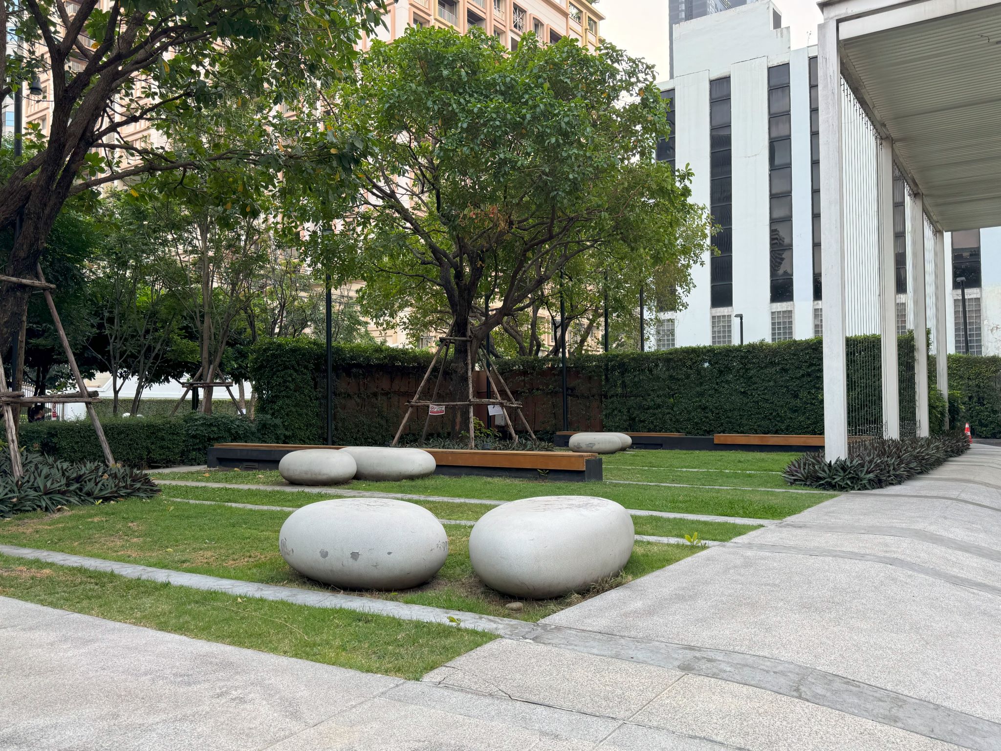 Spacious 2-Bedroom, 2-Bathroom condo for rent at Noble Recole, 62 sqm, fully furnished, with stunning views. Rent at THB 62,000/month. Contact for a viewing today!