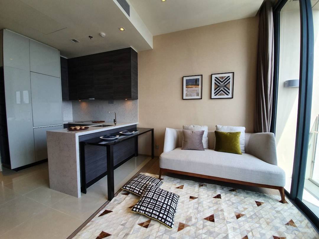 Luxury 1-Bedroom condo at The ESSE Asoke, 44.5 sqm, fully furnished, available for rent at 50K/month. Prime location, close to BTS, MRT, and Terminal 21.