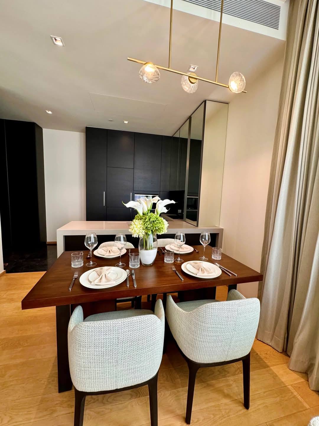 Luxury 2-bed 2-bath condo at 28 Chidlom, 74 sqm, fully furnished, near BTS Chidlom. For rent at 85K/month. Premium facilities and prime location.