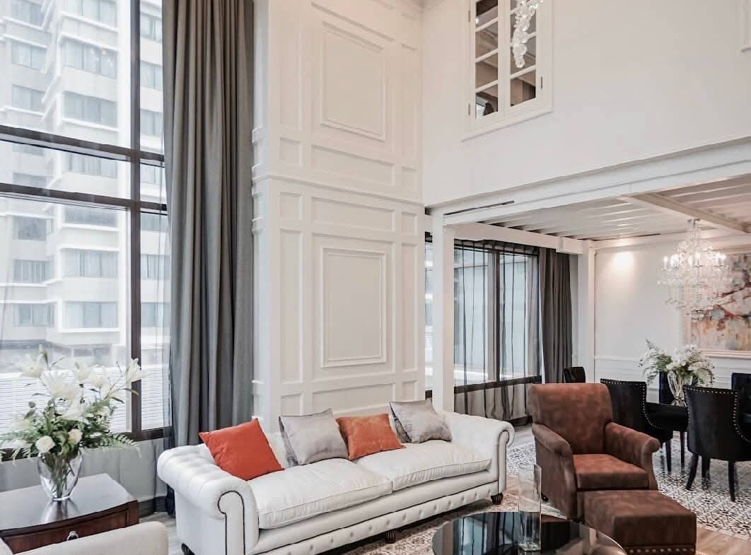 Stunning 3-bedroom, 3-bathroom duplex condo at The Emporio Place, 169 sqm, for rent at 120,000 THB/month. Contact us for more details or to schedule a viewing!