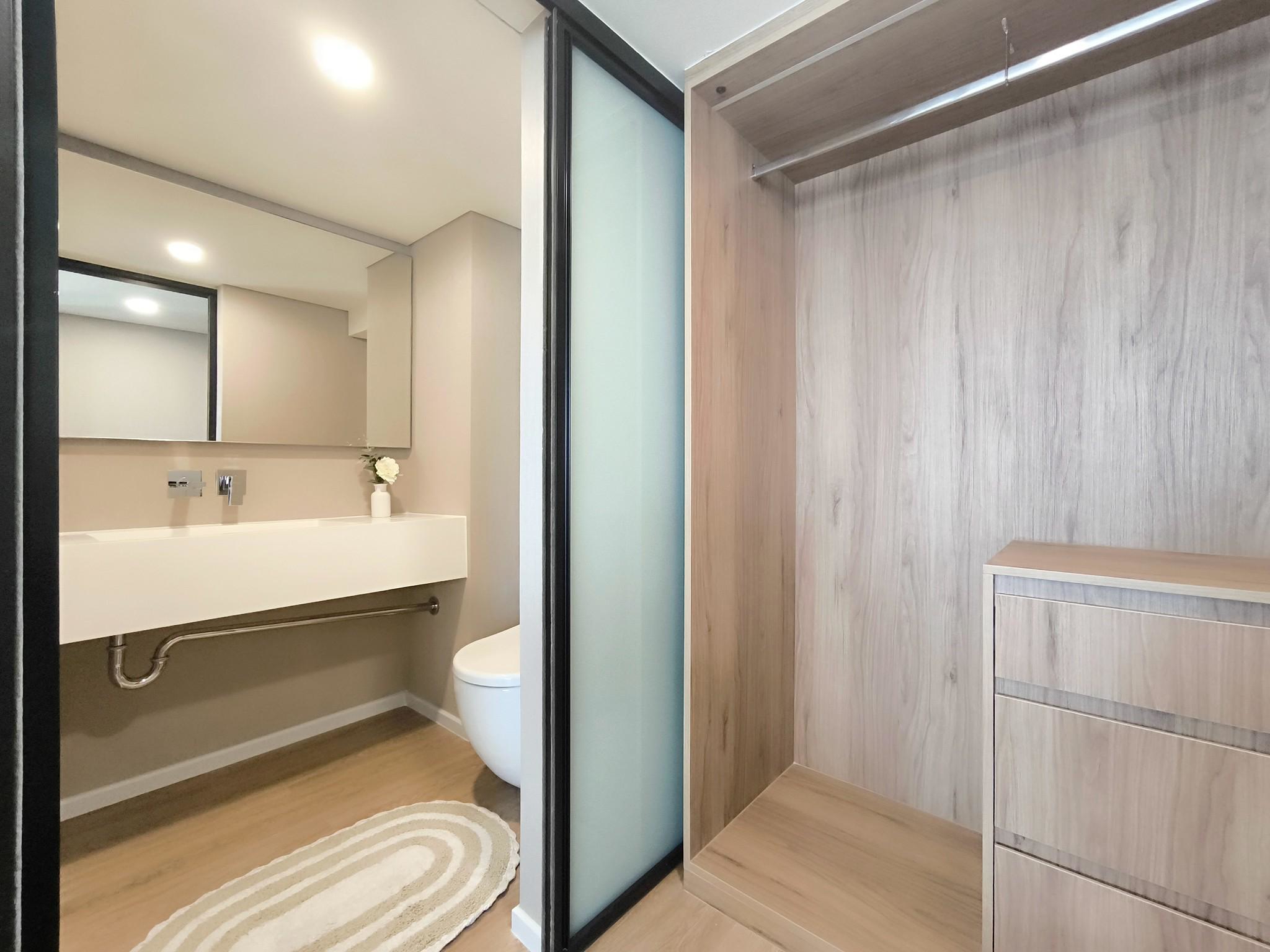Modern 2-bed, 2-bath duplex condo at Siamese Rama 9. 65 sq.m on 17F, fully furnished. Just minutes to MRT Rama 9. Rent 55,000 THB/month. Ready to move in.