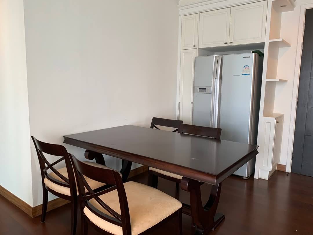 Spacious 4-bed condo at Ivy Thonglor, 198 sq.m, fully furnished on the 24th floor. Rent 130,000 THB/month. Prime Sukhumvit 55 location. BTS Thonglor nearby.
