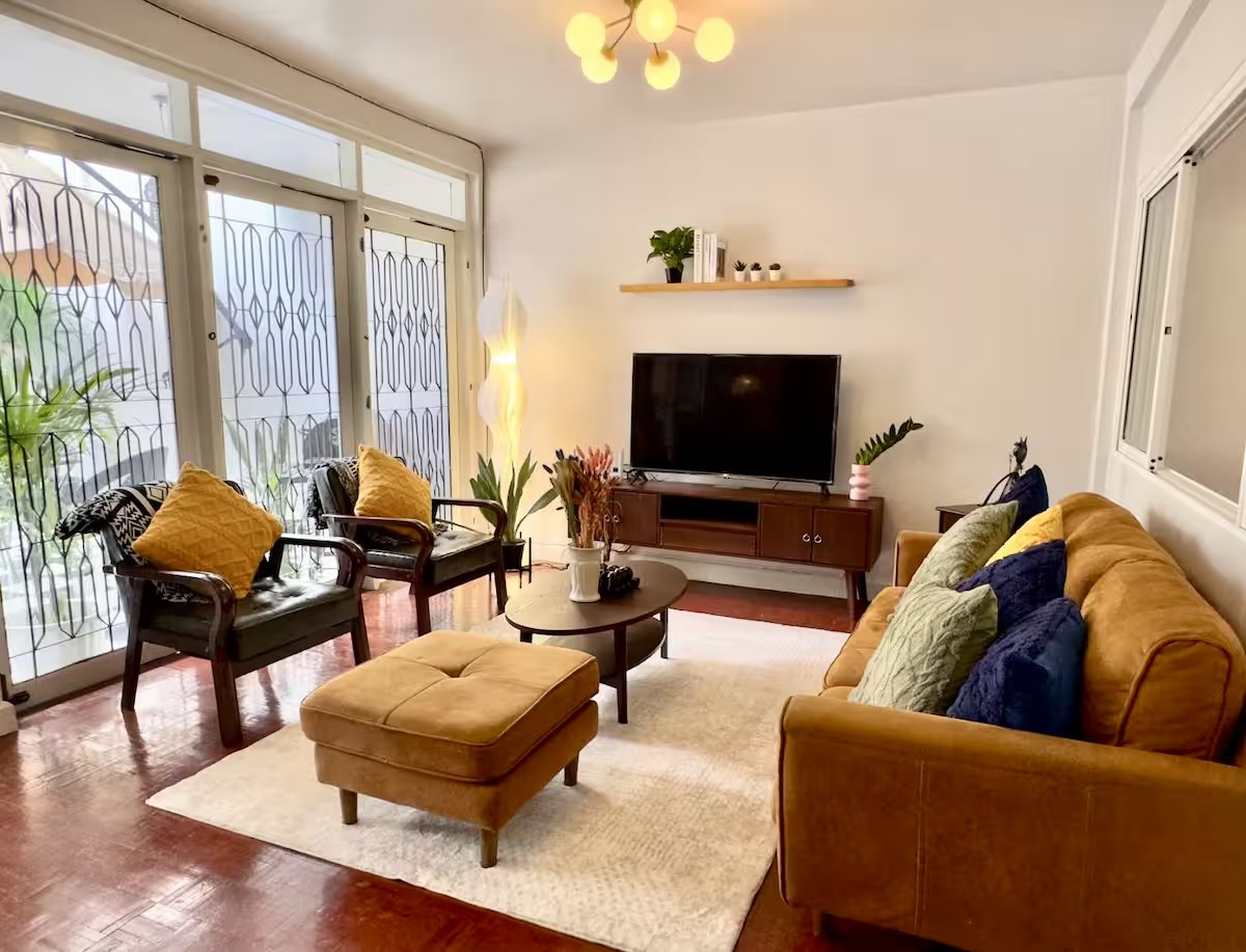 Pet-friendly 3-bed, 2-bath house for rent in Ekkamai 12/Pridi 31. Fully furnished. Short-term lease only (May–August 2025). Rent 65,000 THB/month.