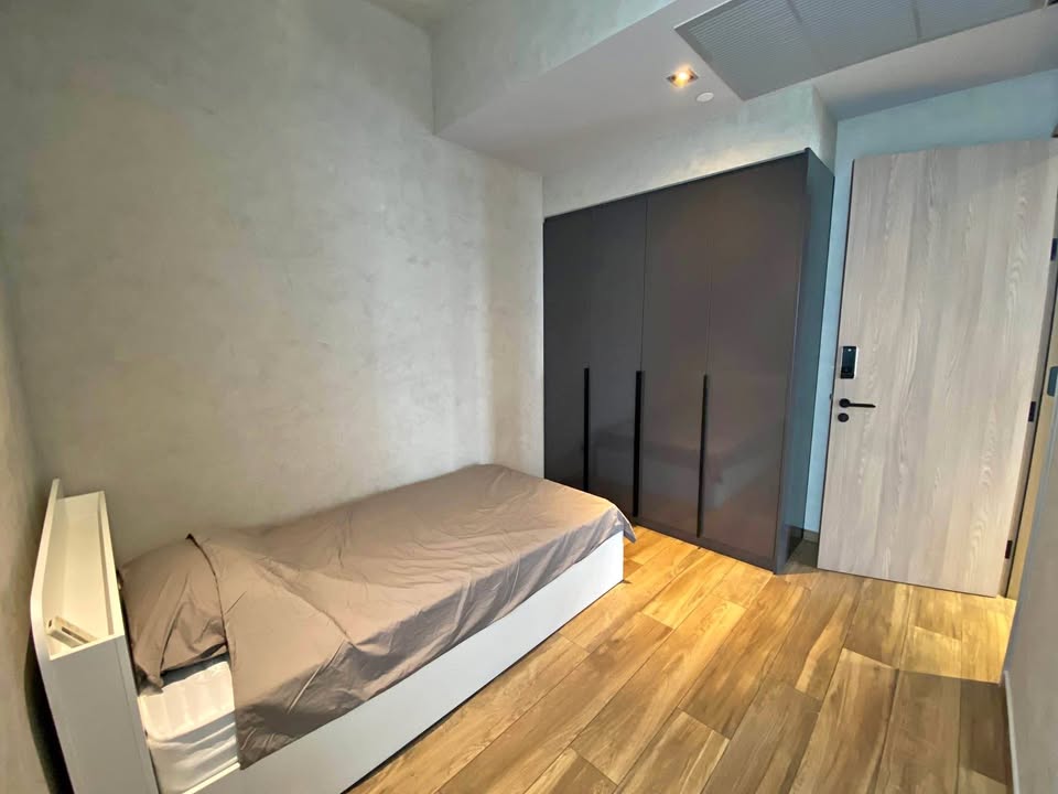 Modern 2BR 1BA condo at The Lofts Asoke, 75 sqm, high floor, fully furnished, prime Sukhumvit location, near MRT and BTS. Minimum 1-year lease.