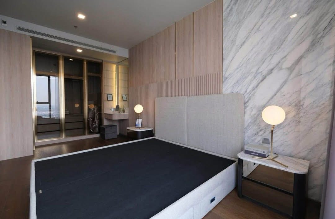 Luxury 2BR 2BA 63sqm condo at Ideo Q Sukhumvit 36 for rent, high floor, modern amenities, near BTS Thong Lo. 60,000 THB/month. Prime location.
