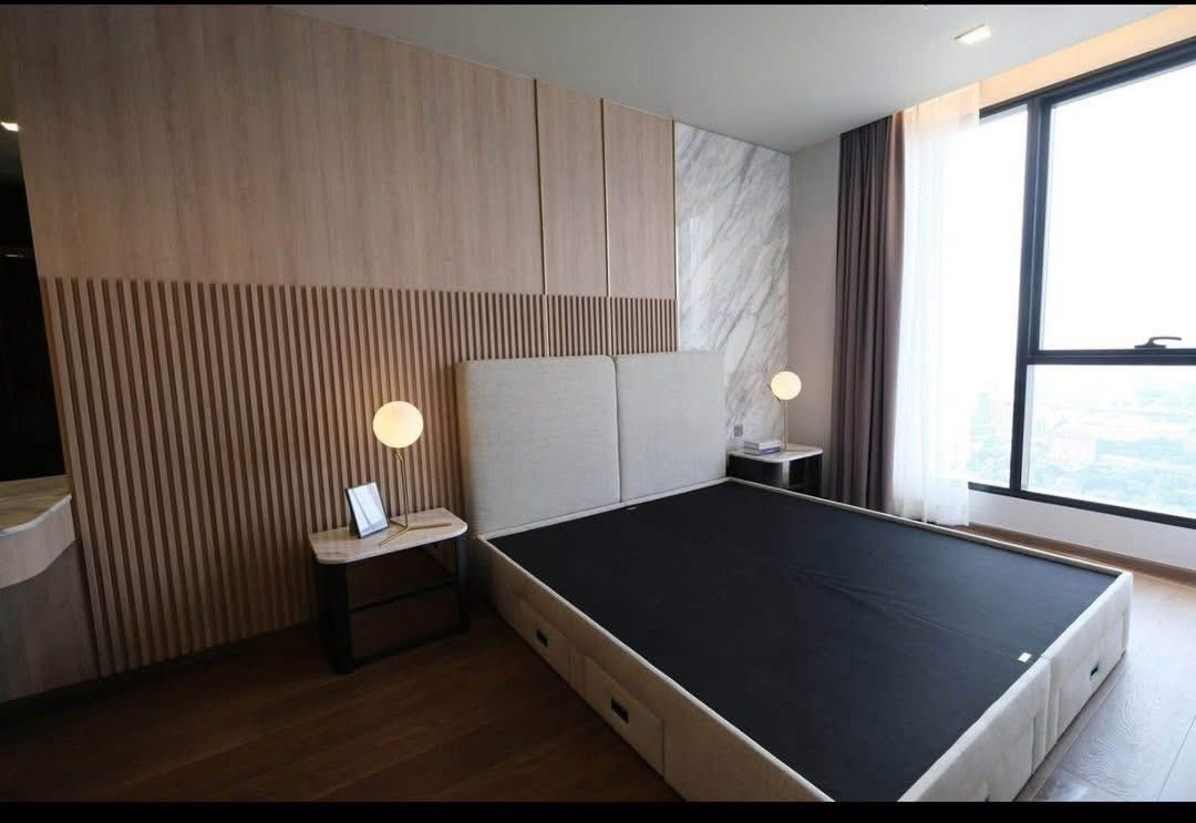Luxury 2BR 2BA 63sqm condo at Ideo Q Sukhumvit 36 for rent, high floor, modern amenities, near BTS Thong Lo. 60,000 THB/month. Prime location.