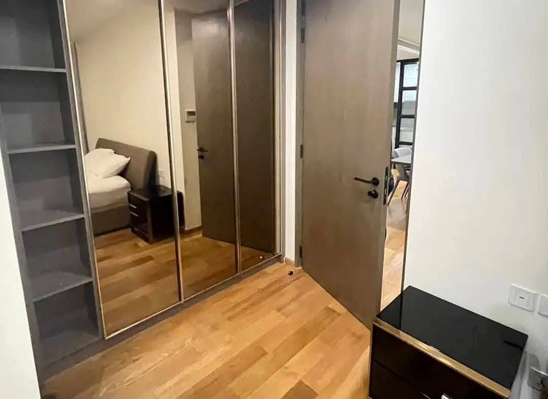 Luxury 2+1BR condo at Mieler Sukhumvit 40, 110 SQM, fully furnished, near BTS Ekkamai. Rent 70K/month or Sale 15.5MB. Spacious, stylish, private living.