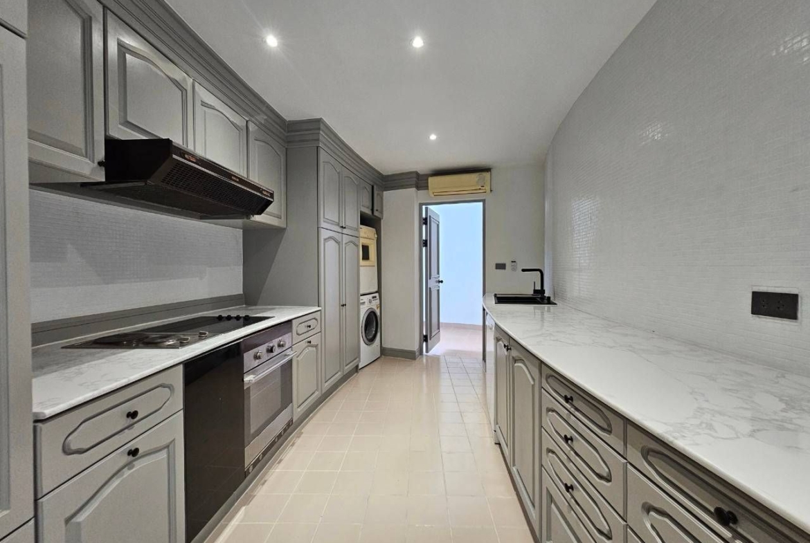 3-Bed, 3-Bath, 273 sqm Condo at Supakarn, IconSiam Station, For Sale at 29.5M THB – Riverfront Views, Luxury Living in Central Bangkok