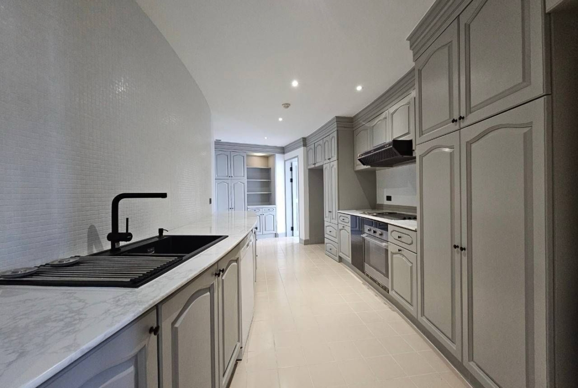 3-Bed, 3-Bath, 273 sqm Condo at Supakarn, IconSiam Station, For Sale at 29.5M THB – Riverfront Views, Luxury Living in Central Bangkok