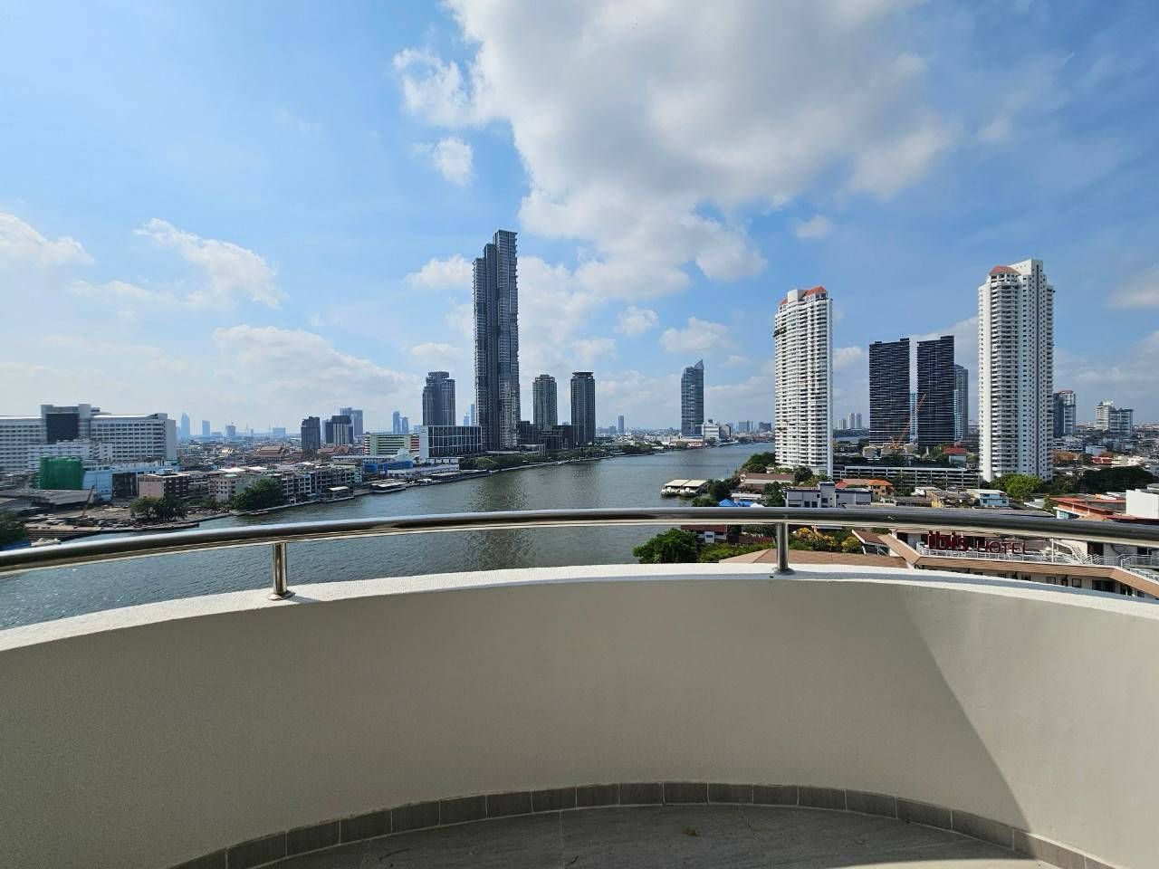 3-Bed, 3-Bath, 273 sqm Condo at Supakarn, IconSiam Station, For Sale at 29.5M THB – Riverfront Views, Luxury Living in Central Bangkok
