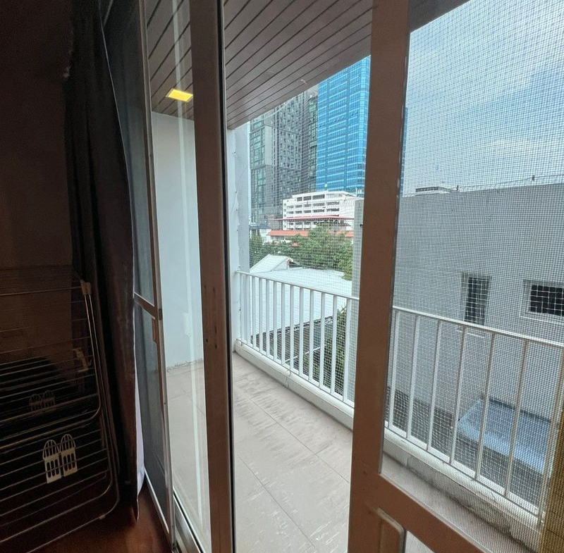 1-Bed, 1-Bath, 55 SQ.M Condo at DLV Thong Lo 20, Rent 25,000 THB/month, Near BTS Thong Lo, Fully Furnished in Prime Thonglor Location