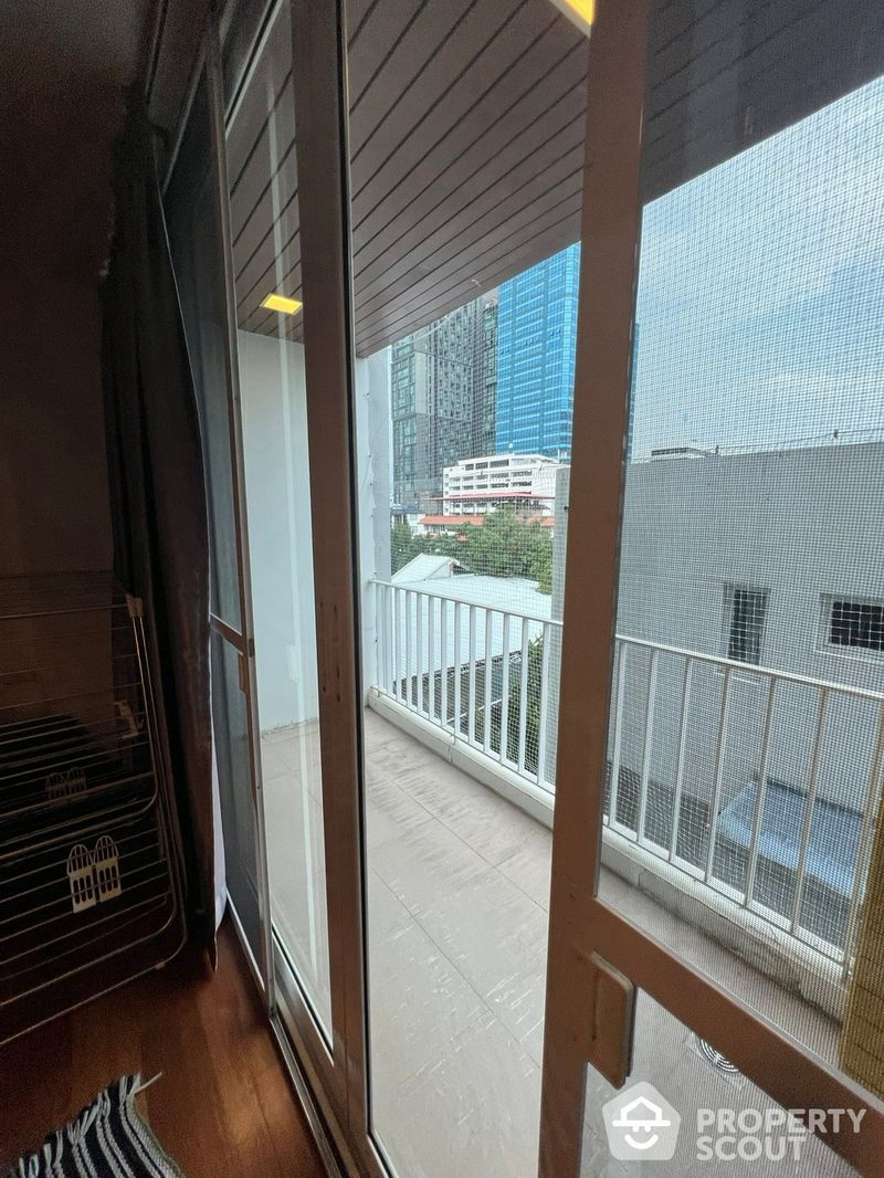 1-Bed, 1-Bath, 55 SQ.M Condo at DLV Thong Lo 20, Rent 25,000 THB/month, Near BTS Thong Lo, Fully Furnished in Prime Thonglor Location