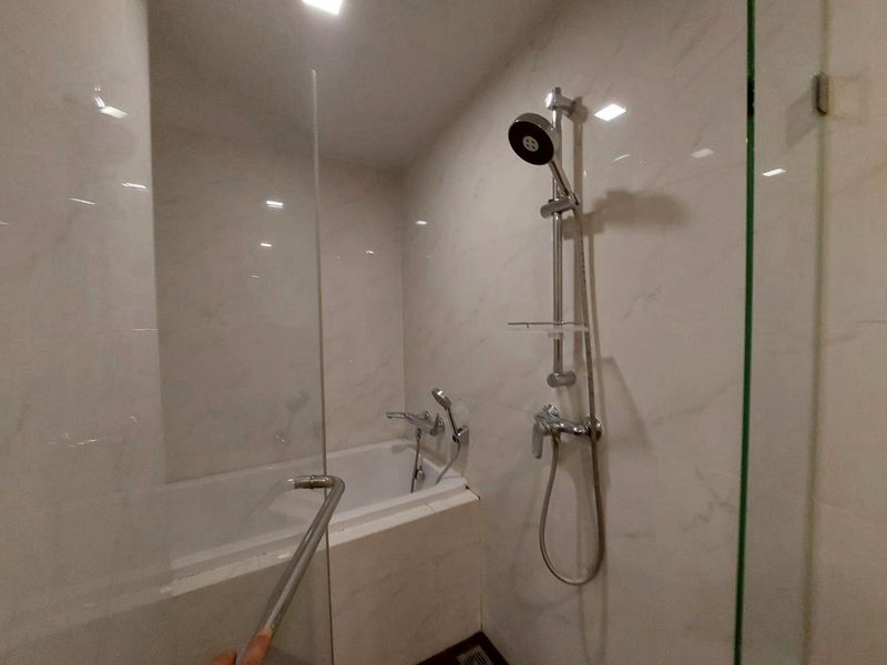 1-Bed, 1-Bath, 51 SQ.M Condo at Maestro 01 Sathorn-Yenakat, Rent 30,000 THB/month or Buy 7,300,000 THB, Near MRT Lumpini, Pet-Friendly
