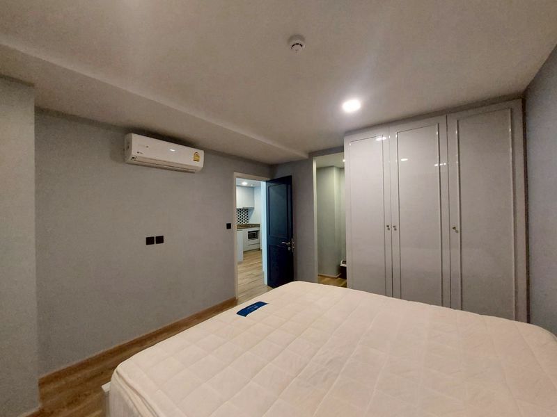 1-Bed, 1-Bath, 51 SQ.M Condo at Maestro 01 Sathorn-Yenakat, Rent 30,000 THB/month or Buy 7,300,000 THB, Near MRT Lumpini, Pet-Friendly