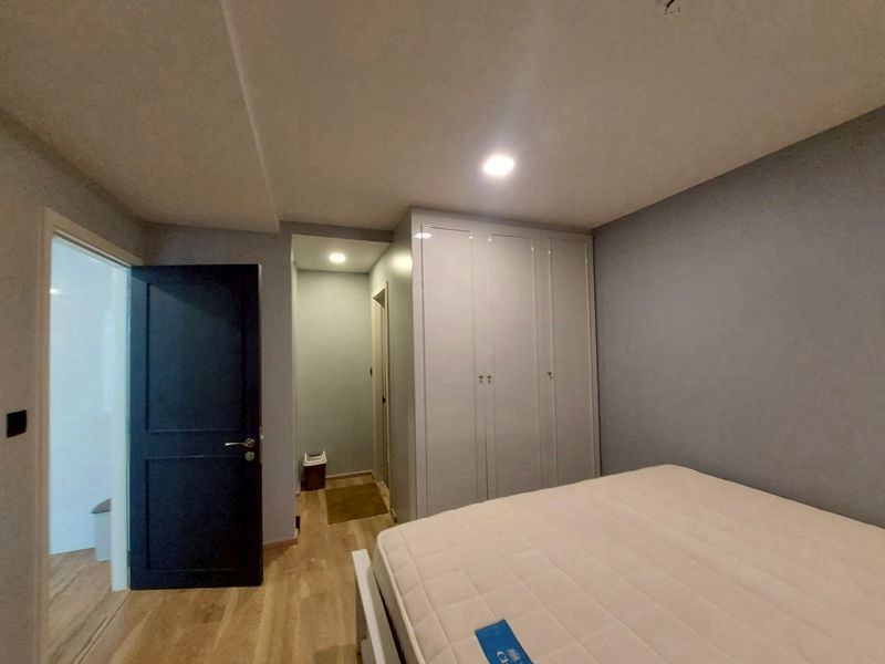 1-Bed, 1-Bath, 51 SQ.M Condo at Maestro 01 Sathorn-Yenakat, Rent 30,000 THB/month or Buy 7,300,000 THB, Near MRT Lumpini, Pet-Friendly