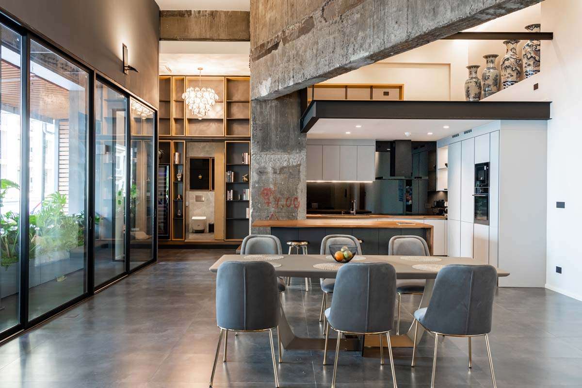 3-Bedroom, 4-Bathroom, 326 sqm Luxury Loft Condo for Sale at The Chocolate Factory, Sukhumvit Soi 24, Near BTS Phrom Phong, Freehold, 43.5M THB