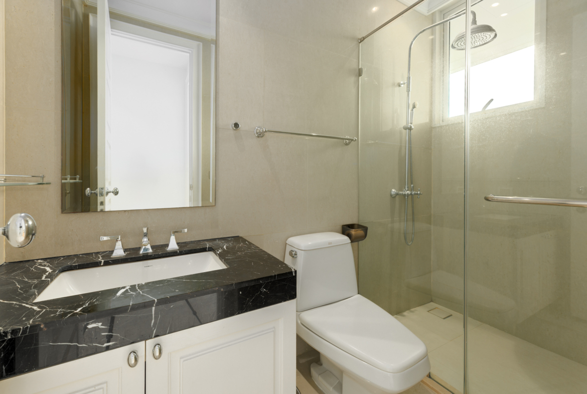 2-BR, 2-Bath, 111.33 sqm Condo at Royce Private Residences Sukhumvit 31, BTS Phrom Phong – For Sale at ฿20.5M