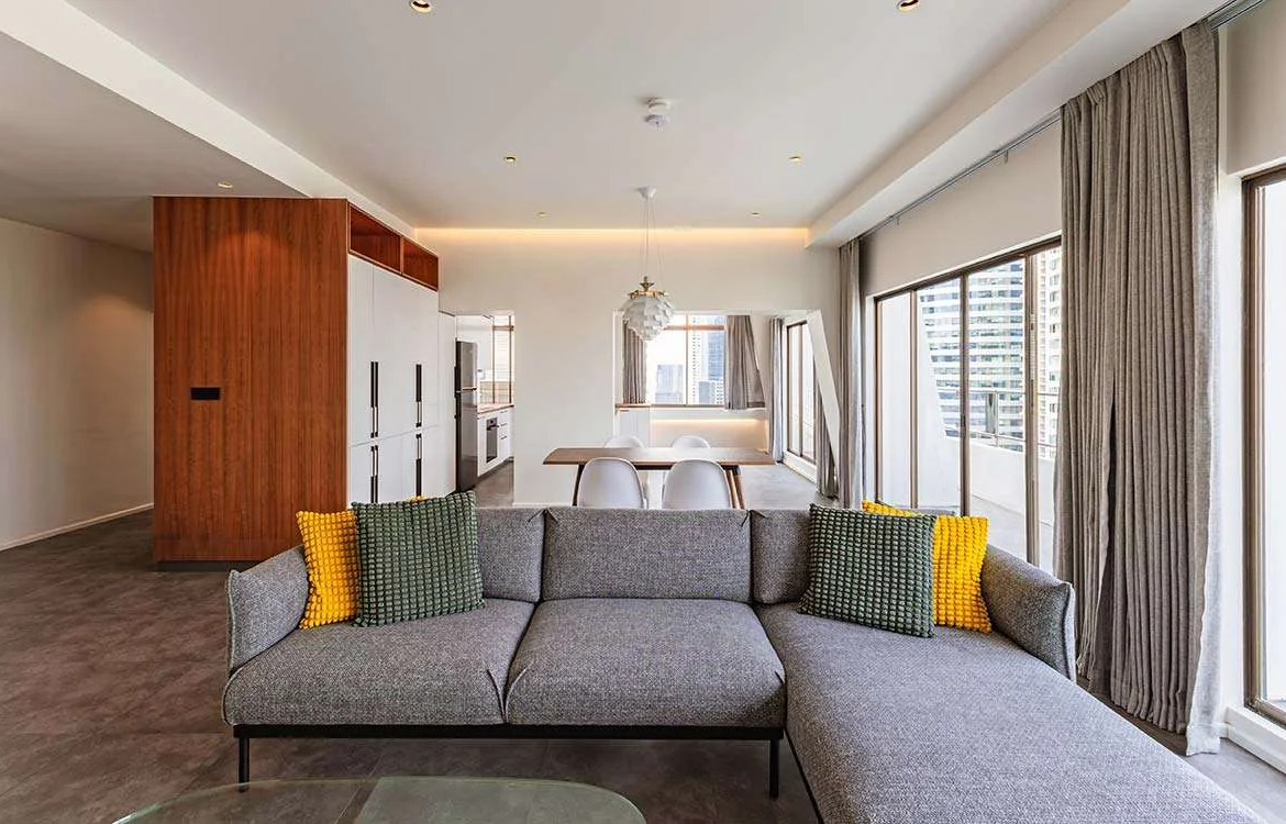 1-BR, 2-Bath, 129 sqm Loft Condo at Diamond Tower Silom-Sathorn, BTS Chong Nonsi – For Sale at ฿15.5M