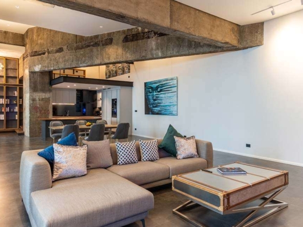 3-Bedroom, 4-Bathroom, 326 sqm Luxury Loft Condo for Sale at The Chocolate Factory, Sukhumvit Soi 24, Near BTS Phrom Phong, Freehold, 43.5M THB