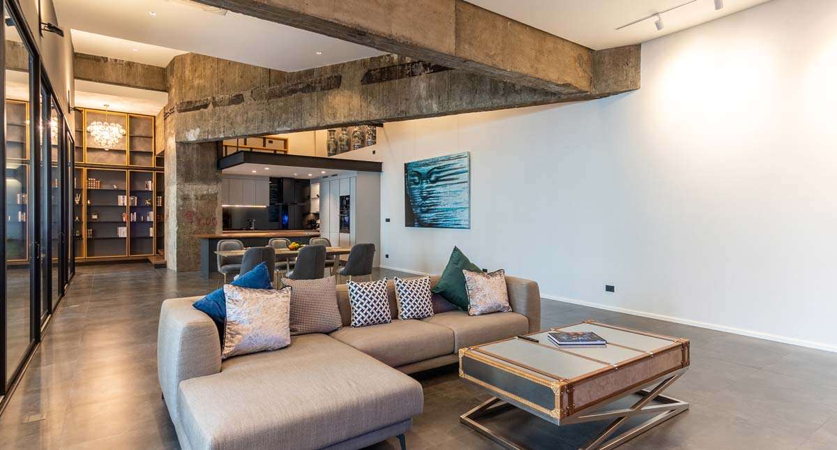 3-Bedroom, 4-Bathroom, 326 sqm Luxury Loft Condo for Sale at The Chocolate Factory, Sukhumvit Soi 24, Near BTS Phrom Phong, Freehold, 43.5M THB