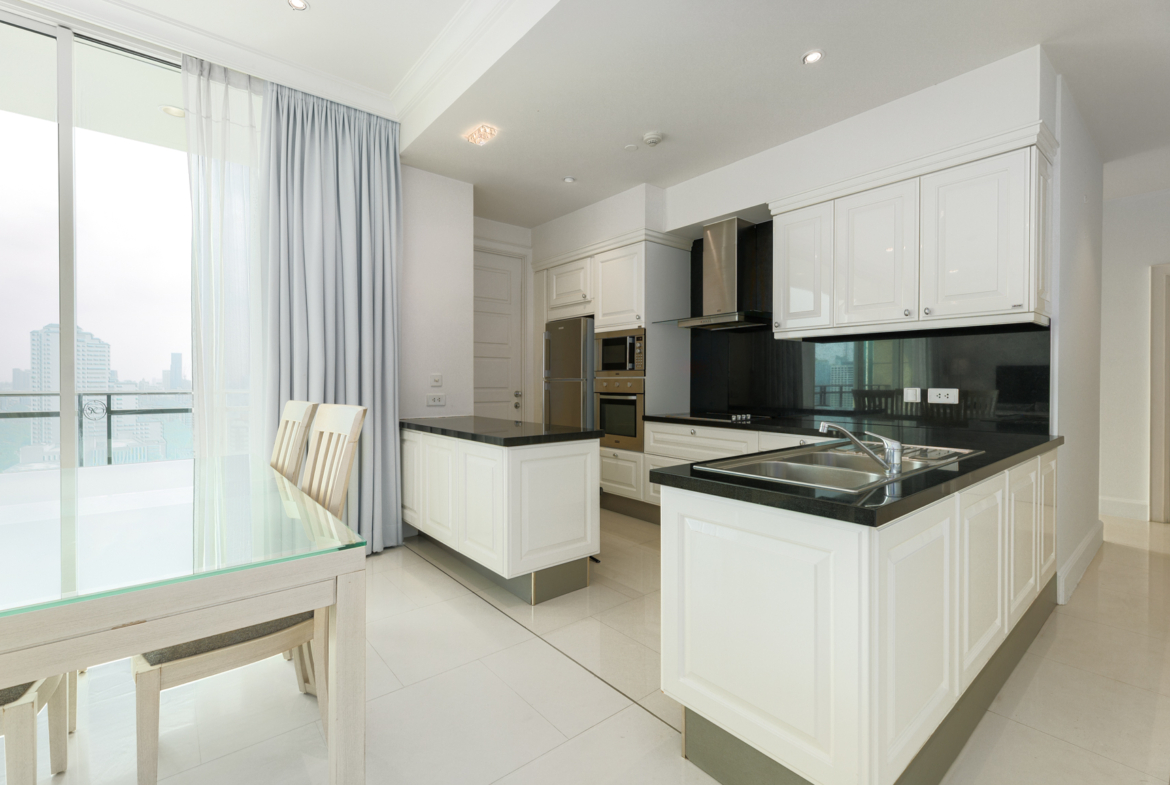 2-BR, 2-Bath, 111.33 sqm Condo at Royce Private Residences Sukhumvit 31, BTS Phrom Phong – For Sale at ฿20.5M